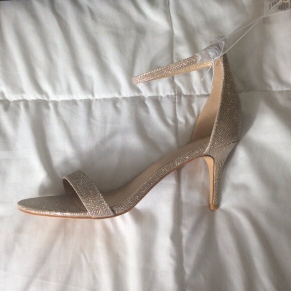 GOLD GLITTER ANKLE STRAP HEELS - Picture 6 of 9